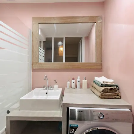 3p En Plein Centre De Louvre شقة