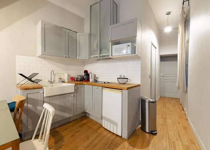 3p En Plein Centre De Louvre Paris