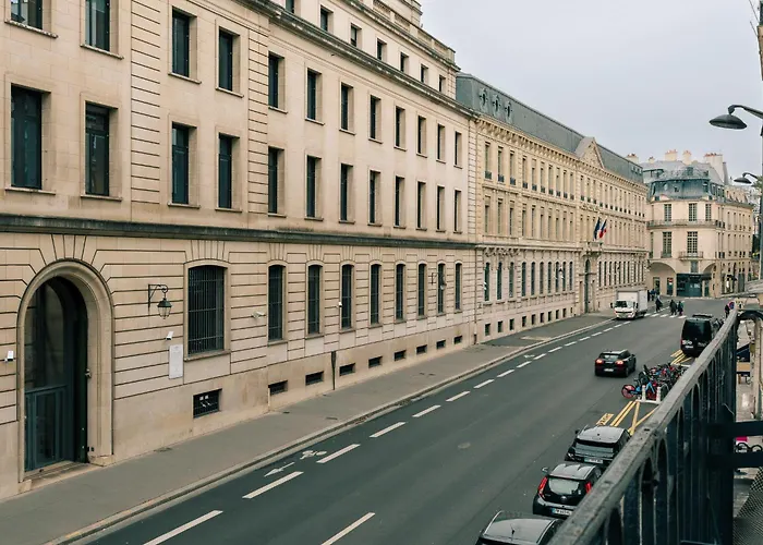 3p En Plein Centre De Louvre Daire