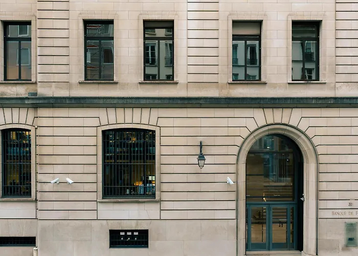 3p En Plein Centre De Louvre Paris