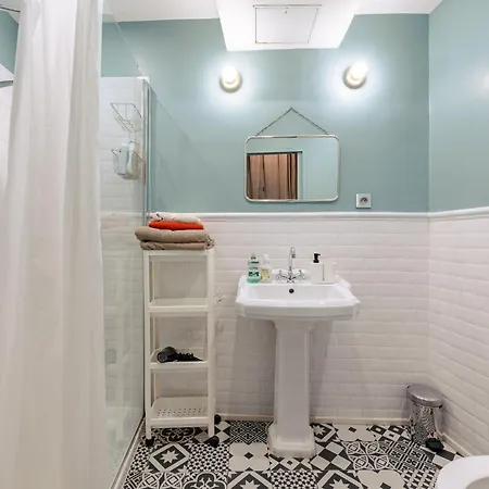 3p En Plein Centre De Louvre